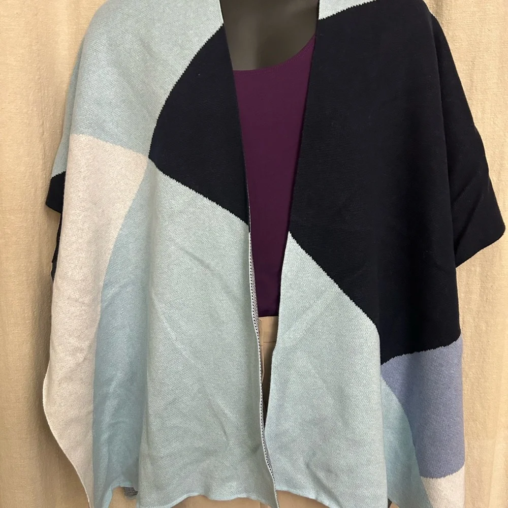 Chico’s Ruana - Picture 3 of 4